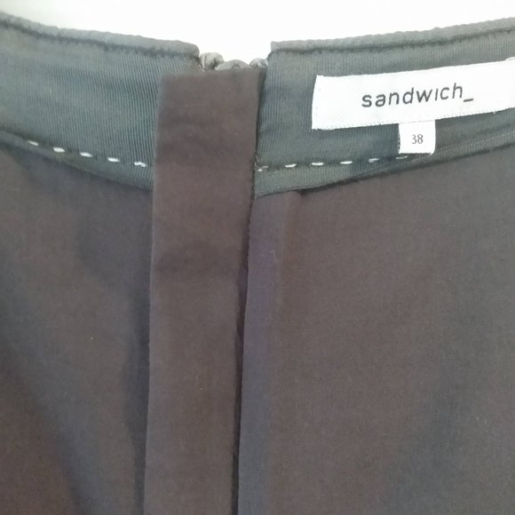 Short patterned skirt, light grey, dark grey. Brand: Sandwich. Size 8 (38) - Picture 2 of 4